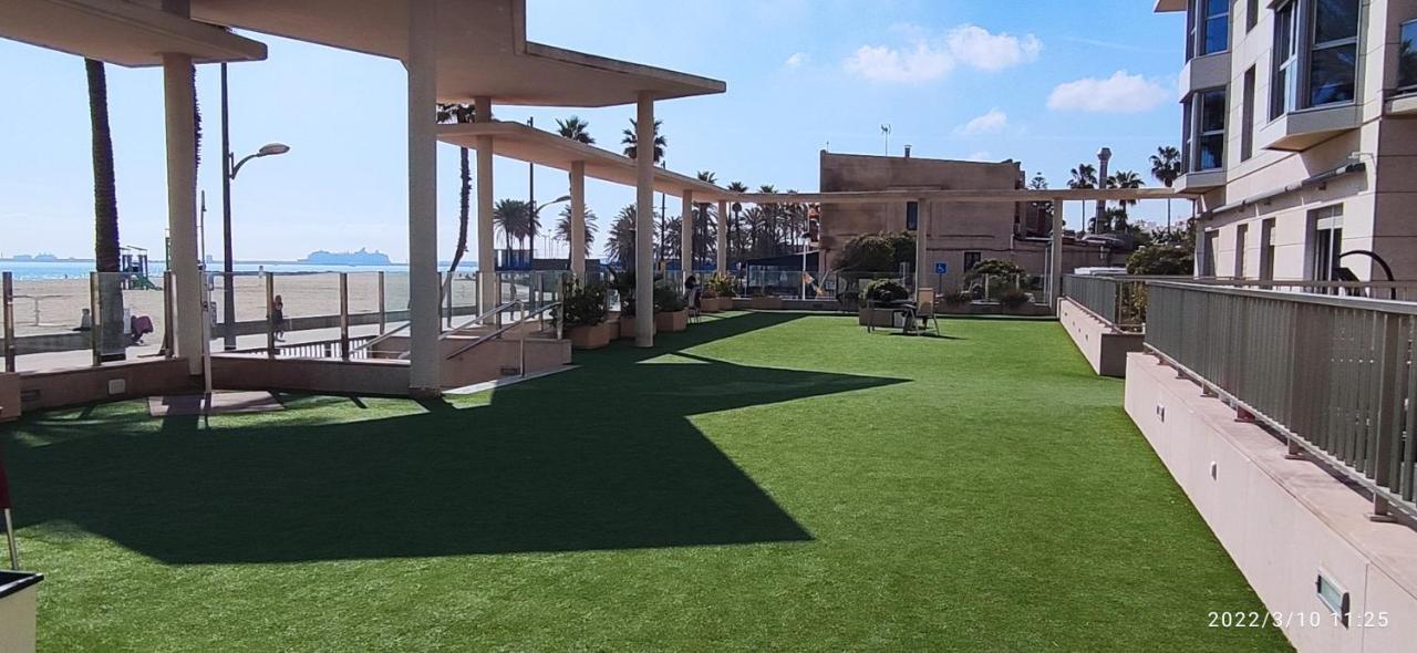 Sunny&beach In Appartement Valencia